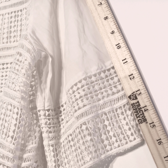 Banana Republic Eyelet Boho Chic White Blouse  Lg Lined 3/4 Sleeve Versatile - Picture 10 of 11